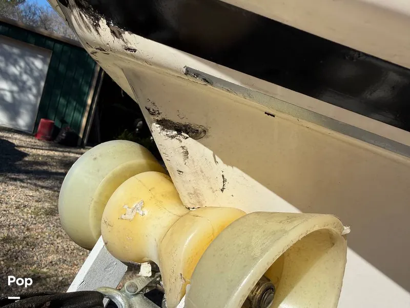 Slide: The Image of Boston Whaler Outrage 22 2013 - 16154536