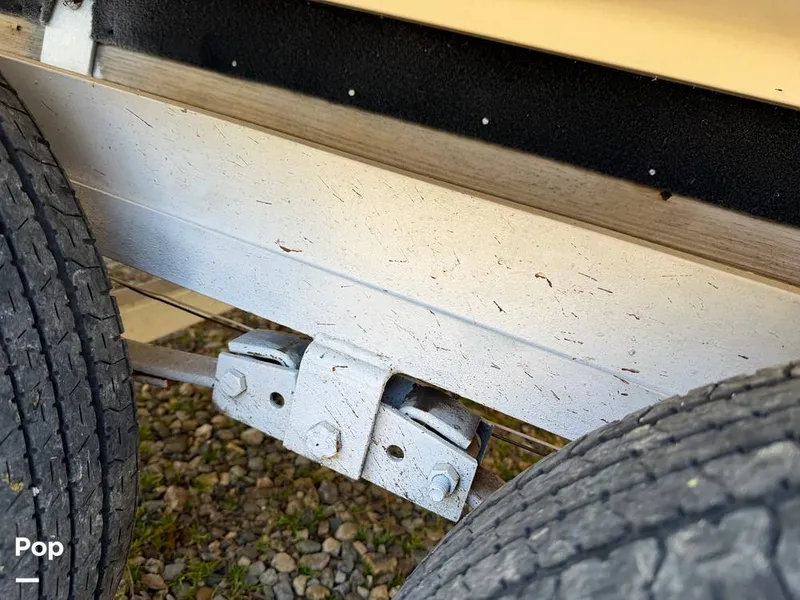 Slide: The Image of Boston Whaler Outrage 22 2013 - 16154582