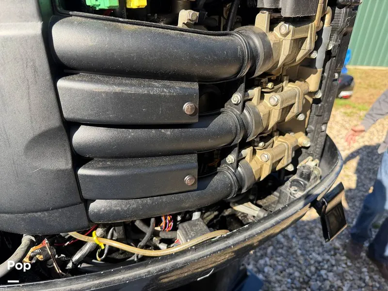 Slide: The Image of Boston Whaler Outrage 22 2013 - 16154529