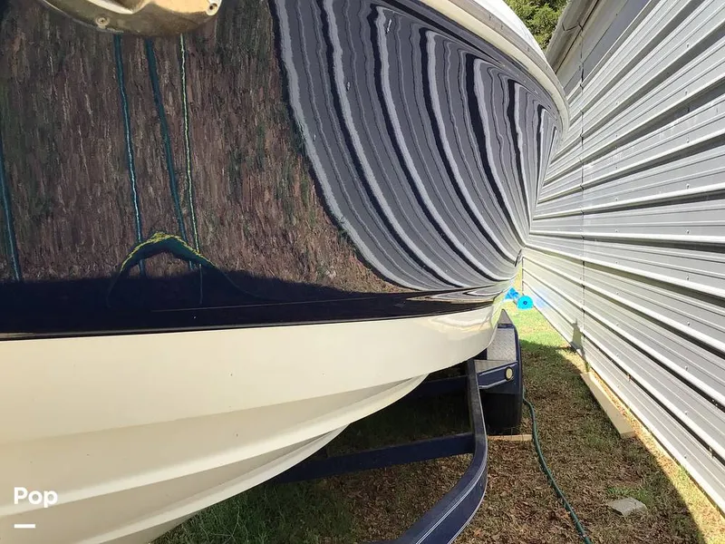 Slide: The Image of Peace of mind: Ask for a complimentary BoatHistoryReport report ($39.99 value) - I1