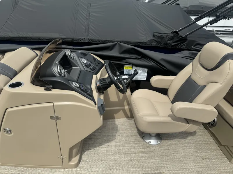 Slide: The Image of Sylvan L-3 2024 - 6