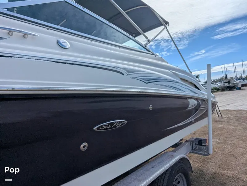 Slide: The Image of Sea Ray 270 Sundeck 2006 - 16258942