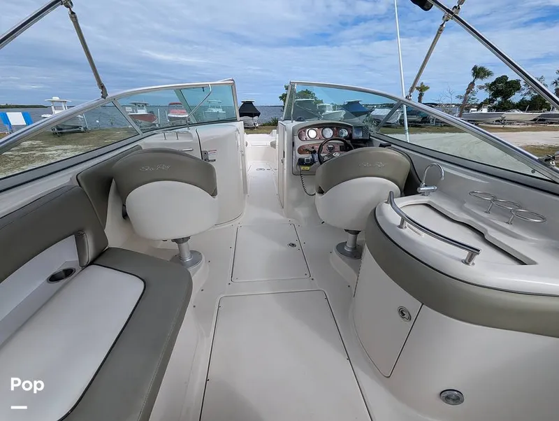 Slide: The Image of Sea Ray 270 Sundeck 2006 - 16258836