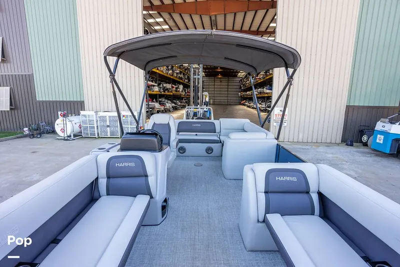 Slide: The Image of Harris 230 CR 2024 - 16080181