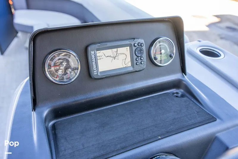 Slide: The Image of Harris 230 CR 2024 - 16080184