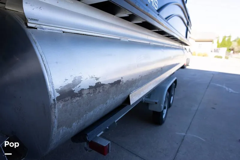 Slide: The Image of Harris 230 CR 2024 - 16080165