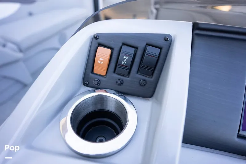 Slide: The Image of Bennington S22 2023 - 16080149