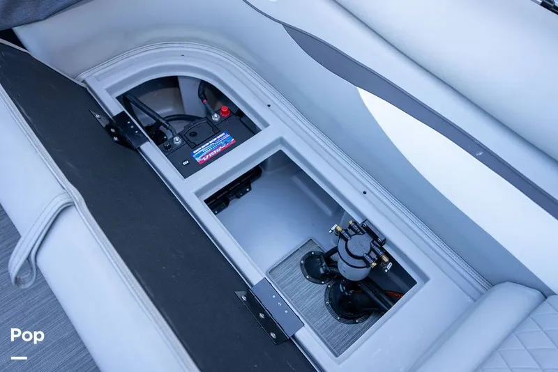 Slide: The Image of Bennington S22 2023 - 16080152