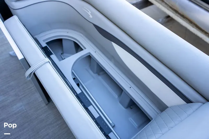 Slide: The Image of Bennington S22 2023 - 16080154