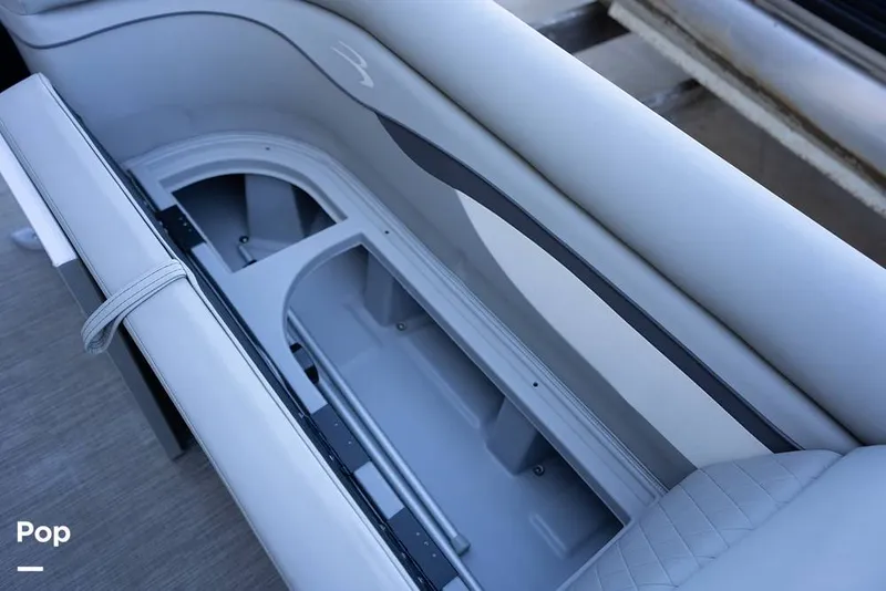 Slide: The Image of Bennington S22 2023 - 16080155