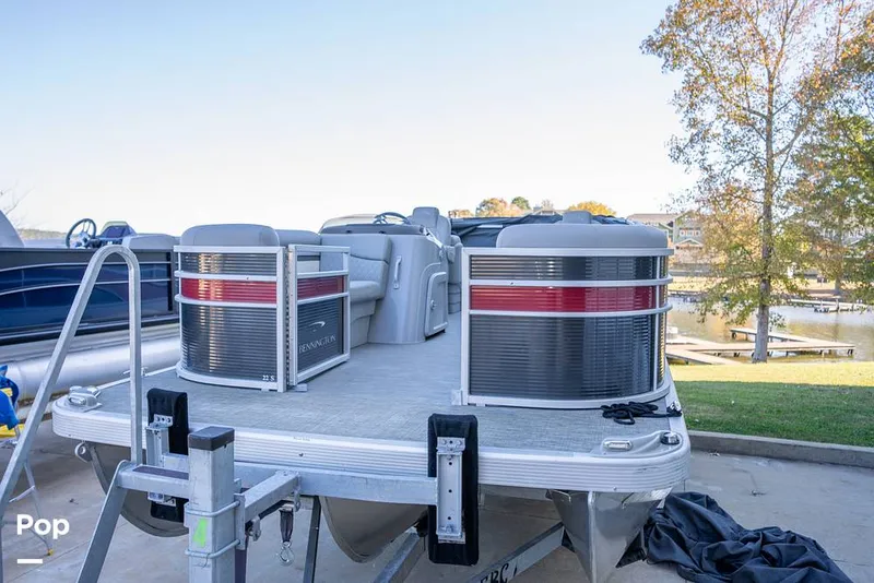 Slide: The Image of Bennington S22 2023 - 16080037