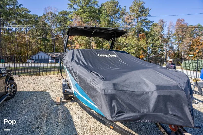 Slide: The Image of Heyday Wake Boats WT-2DC 2023 - 16079901