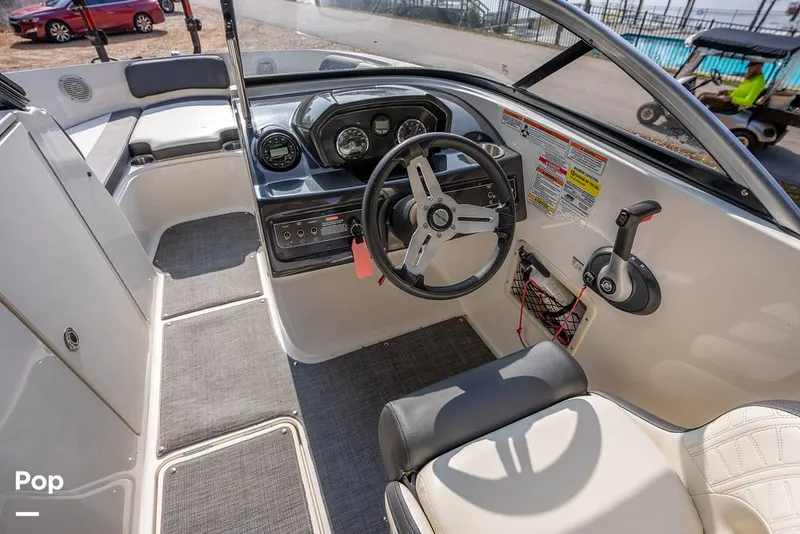 Slide: The Image of Bayliner VR6 2021 - 16079888