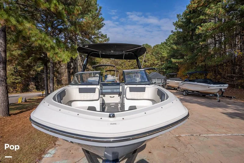 Slide: The Image of Bayliner VR6 2021 - 16079877