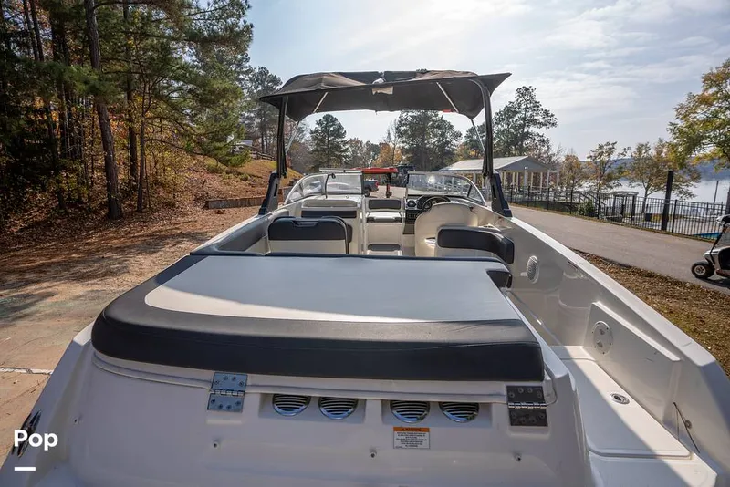 Slide: The Image of Bayliner VR6 2021 - 16079885