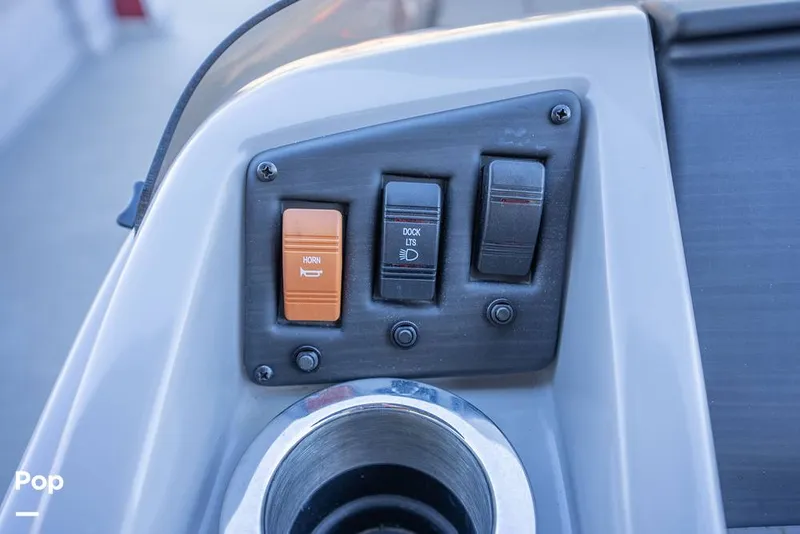 Slide: The Image of Bennington S22 2023 - 16080054