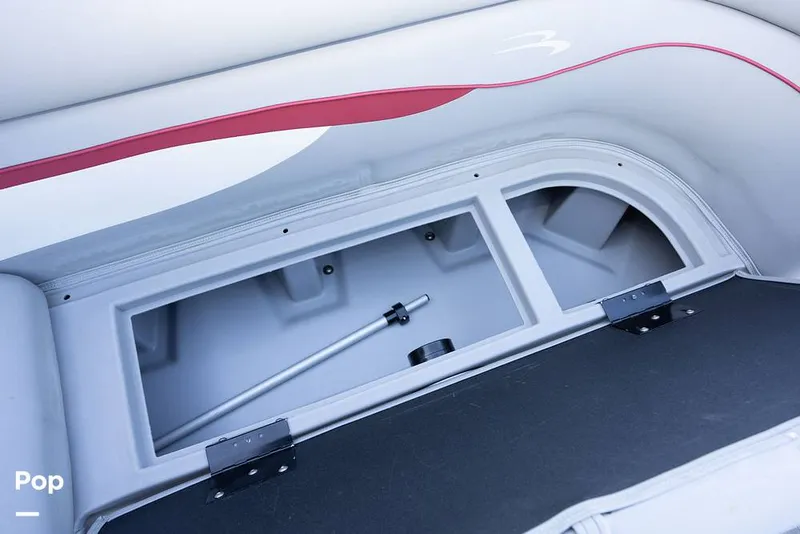 Slide: The Image of Bennington S22 2023 - 16080061