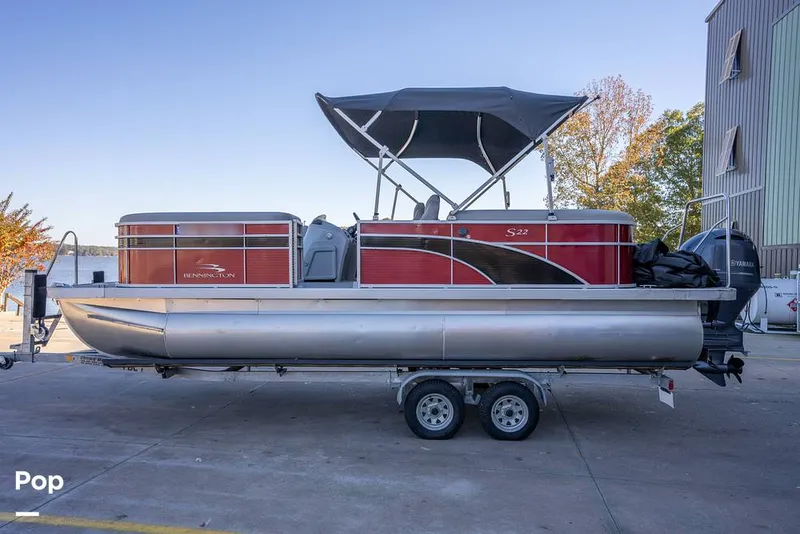 Slide: The Image of Bennington S22 2023 - 16080043