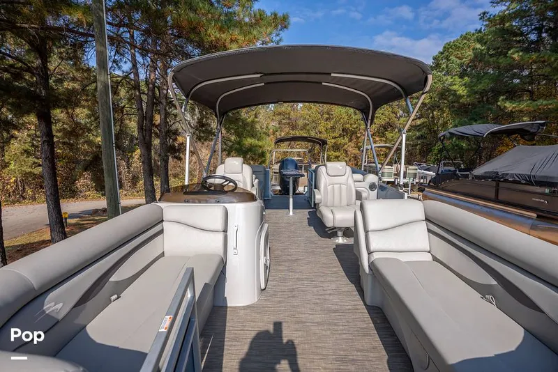 Slide: The Image of Bennington S22 2023 - 16080003