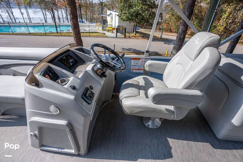 Slide: The Image of Bennington S22 2023 - 16080005