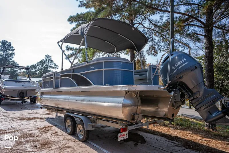 Slide: The Image of Bennington S22 2023 - 16079998