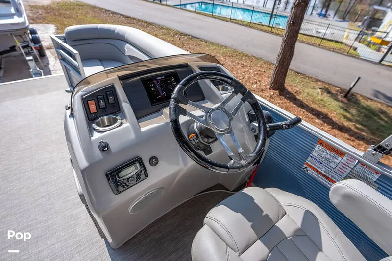 Slide: The Image of Bennington S22 2023 - 16080012