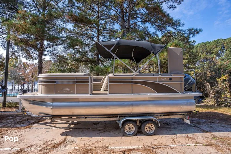 The Image of Bennington S22 2022 - 16079971