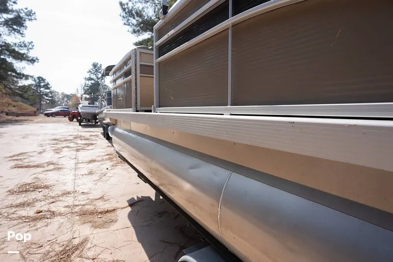 Slide: The Image of Bennington S22 2022 - 16079974