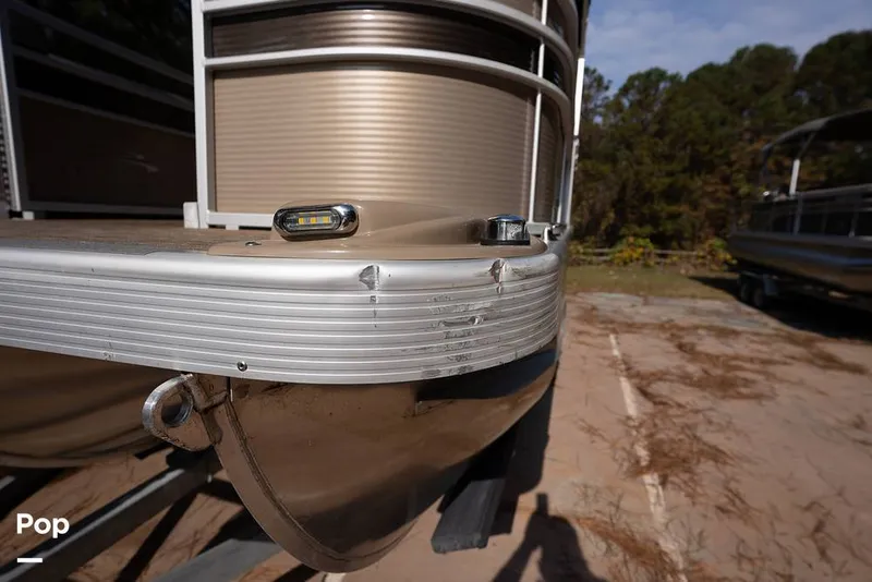 Slide: The Image of Bennington S22 2022 - 16079975