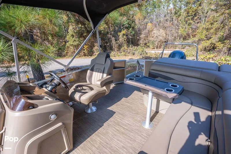 Slide: The Image of Bennington S22 2022 - 16079979