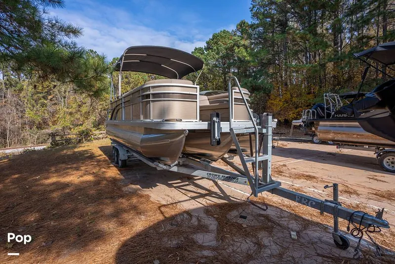 Slide: The Image of Bennington S22 2022 - 16079968