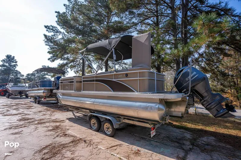 Slide: The Image of Bennington S22 2022 - 16079972