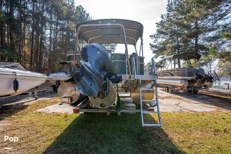 Slide: The Image of Bennington S22 2023 - 16079943