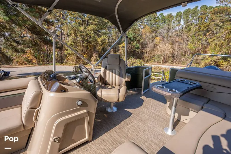 Slide: The Image of Bennington S22 2023 - 16079946