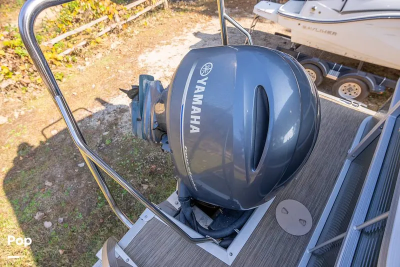 Slide: The Image of Bennington S22 2023 - 16079948