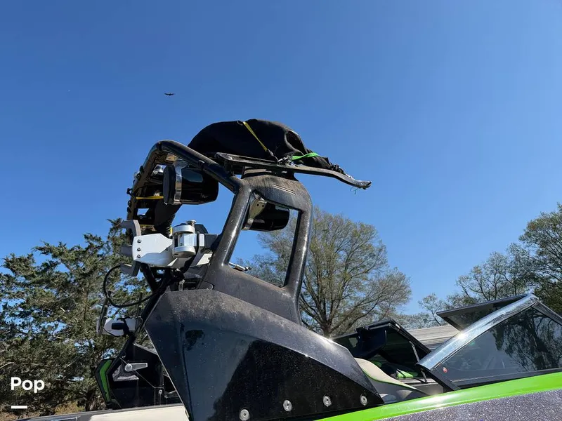 Slide: The Image of Supra Launch SA450 2014 - 16119151