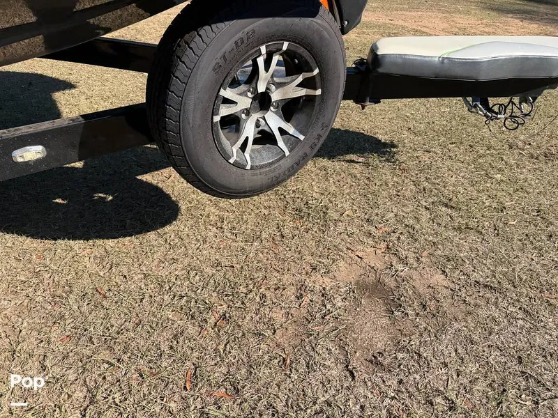 Slide: The Image of Supra Launch SA450 2014 - 16119161