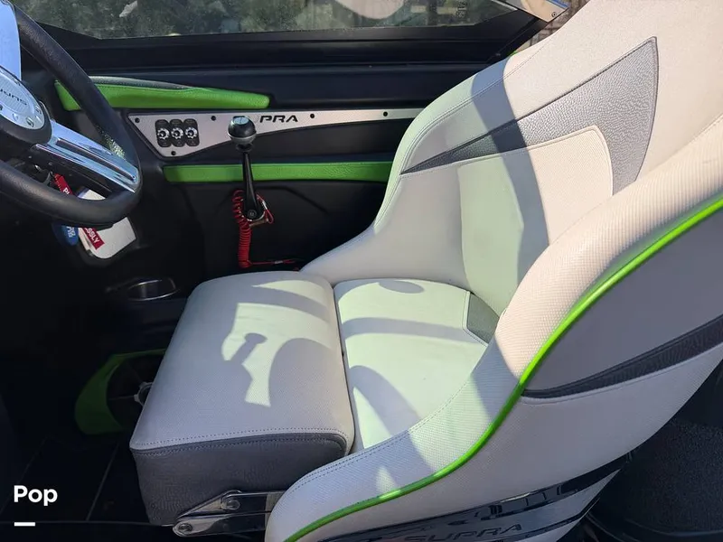 Slide: The Image of Supra Launch SA450 2014 - 16119221