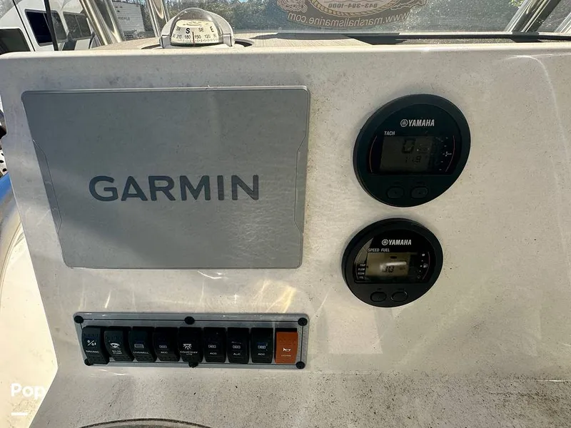 Slide: The Image of GPS / Fishfinder - 16221822