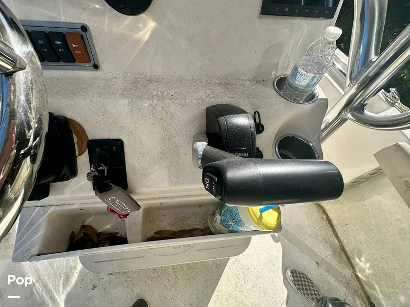 Slide: The Image of Throttle/shift: Elec - 16221827