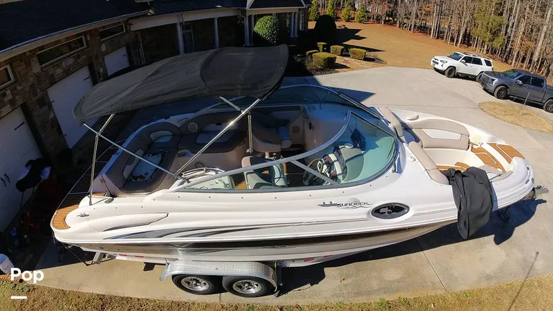 Slide: The Image of Sea Ray 270 Sundeck 2004 - 16179155