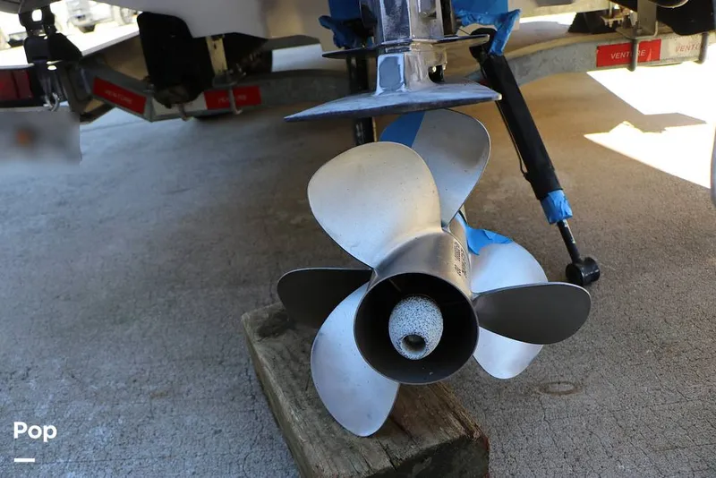 Slide: The Image of Dual Stainless Steel Props - 16179065