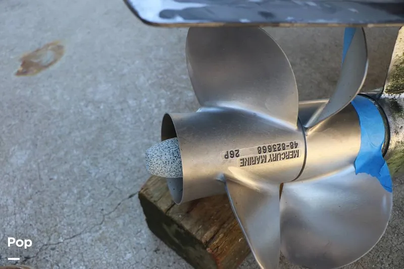 Slide: The Image of Dual Stainless Steel Props - 16179066