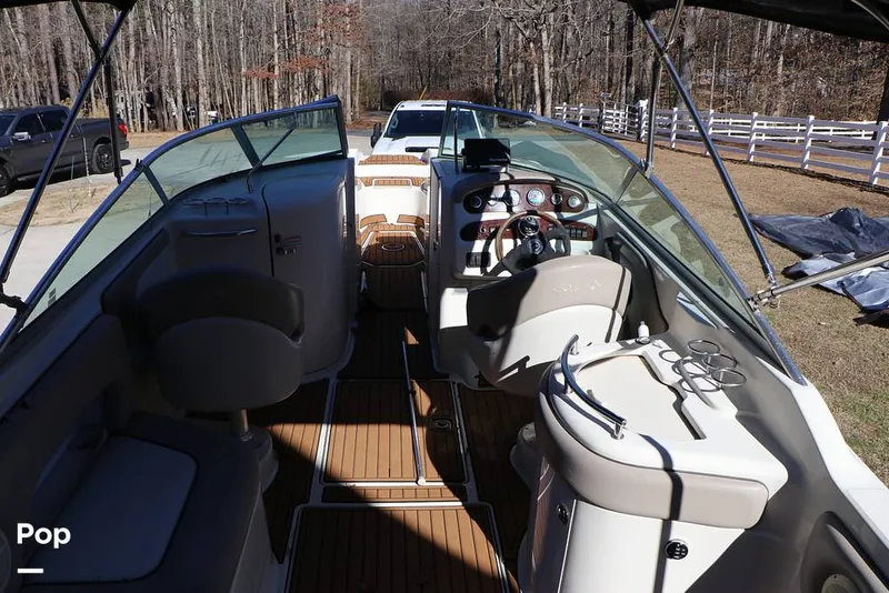 Slide: The Image of Sea Ray 270 Sundeck 2004 - 16179073