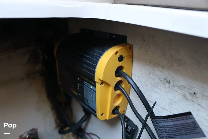 Slide: The Image of On-board Battery Charger - 16179084
