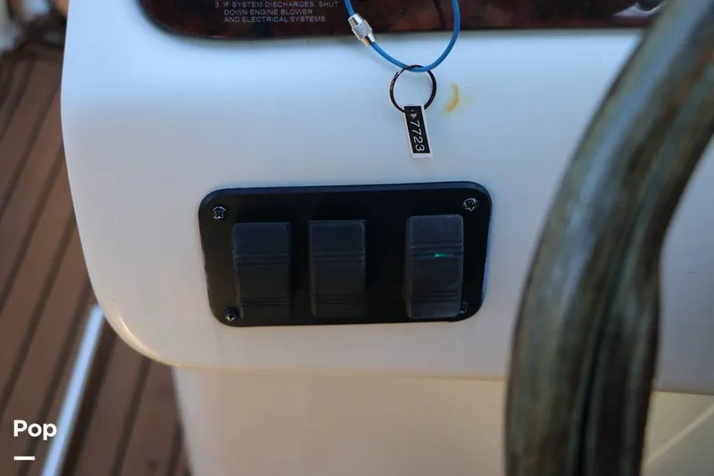 Slide: The Image of Sea Ray 270 Sundeck 2004 - 16179092