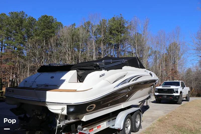Slide: The Image of Sea Ray 270 Sundeck 2004 - 16179040