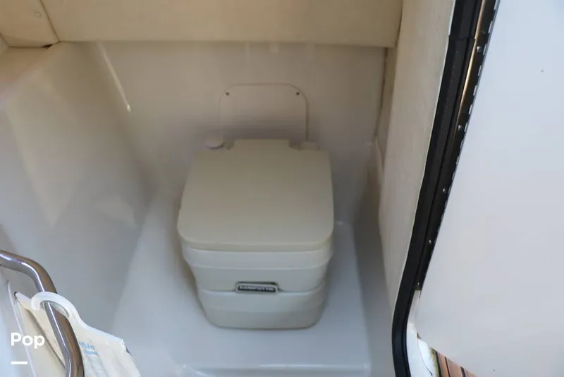 Slide: The Image of Marine Head With Waste Tank - 16179102