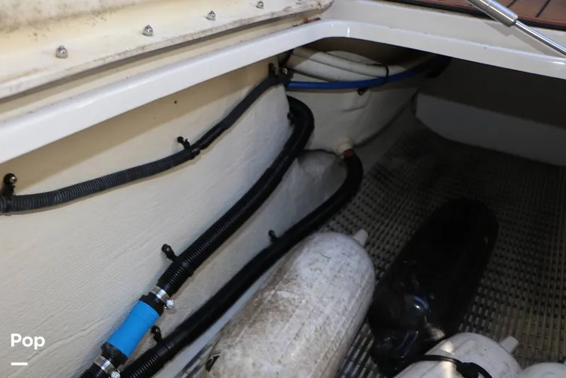 Slide: The Image of Sea Ray 270 Sundeck 2004 - 16179124