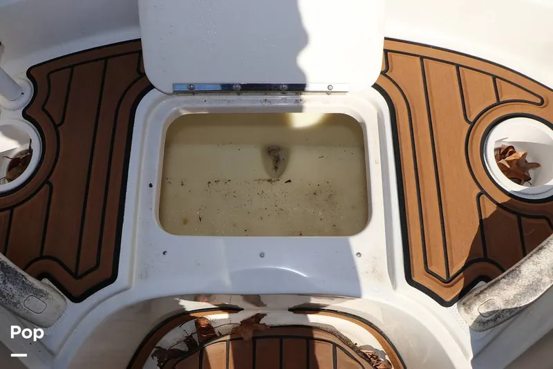 Slide: The Image of Sea Ray 270 Sundeck 2004 - 16179133